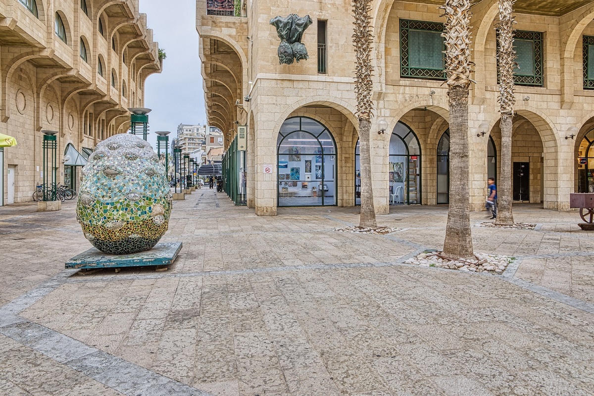 גלריה חדשה לאמנות ישראלית נפתחת בחצרות יפו תל אביב: ע